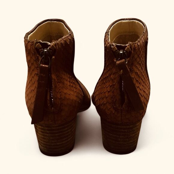 Clarks Women's Brown Spicy Ruby Tan Leather Ankle Booties Boots Sz 6 - Picture 6 of 9